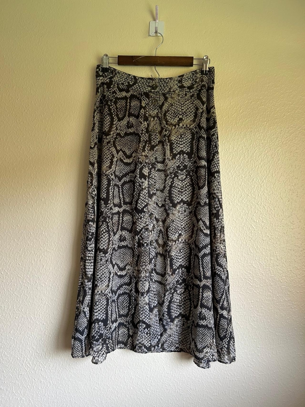 Massimo Dutti  Chiffon A-line Snake-Print Skirt